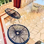 Dalmatian House, Spacious Stone Terraces, Balcony , Views Σπίτι διακοπών *