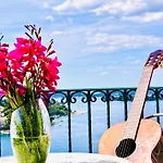 بيت للعطل Dalmatian House, Spacious Stone Terraces, Balcony , Views *