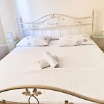Dalmatian House, Spacious Stone Terraces, Balcony , Views بيت للعطل
