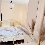 Dalmatian House, Spacious Stone Terraces, Balcony , Views Сasa de vacaciones Dubrovnik