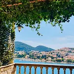 Dalmatian House, Spacious Stone Terraces, Balcony , Views Сasa de vacaciones Dubrovnik