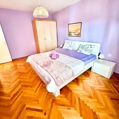 Dalmatian House, Spacious Stone Terraces, Balcony , Views *