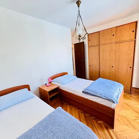 Dalmatian House, Spacious Stone Terraces, Balcony , Views Ferienhaus *