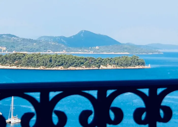 Dalmatian House, Spacious Stone Terraces, Balcony , Views Dubrownik