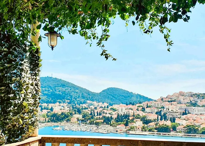 Dom wakacyjny Dalmatian House, Spacious Stone Terraces, Balcony , Views Dubrownik