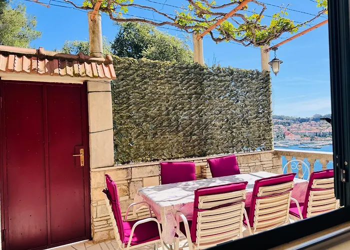 Dalmatian House, Spacious Stone Terraces, Balcony , Views * Dubrownik