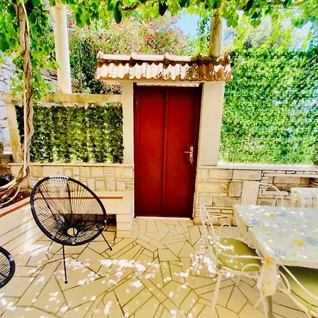 度假居 Dalmatian House, Spacious Stone Terraces, Balcony , Views