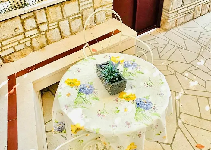 Dalmatian House, Spacious Stone Terraces, Balcony , Views * Dubrovnik