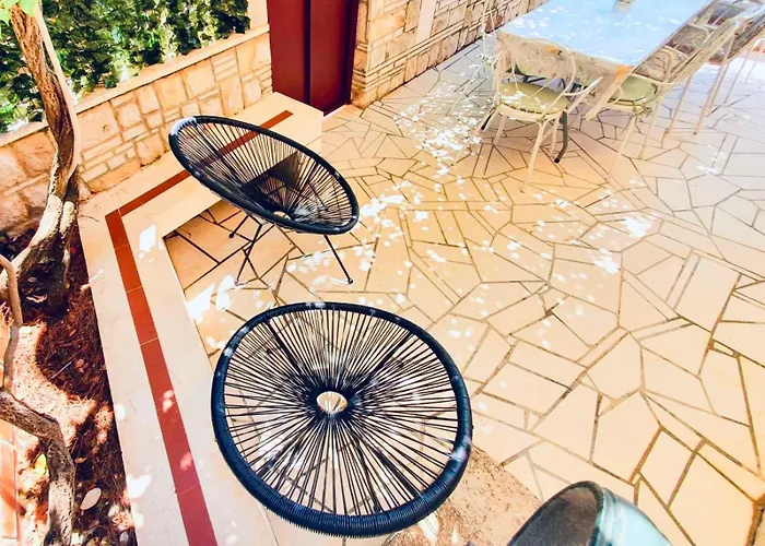 Сasa de vacaciones Dalmatian House, Spacious Stone Terraces, Balcony , Views