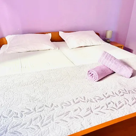 Dalmatian House, Spacious Stone Terraces, Balcony , Views *