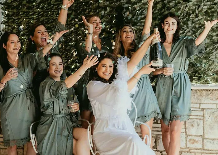 Dalmatian House, Spacious Stone Terraces, Balcony , Views Tatil Evi *